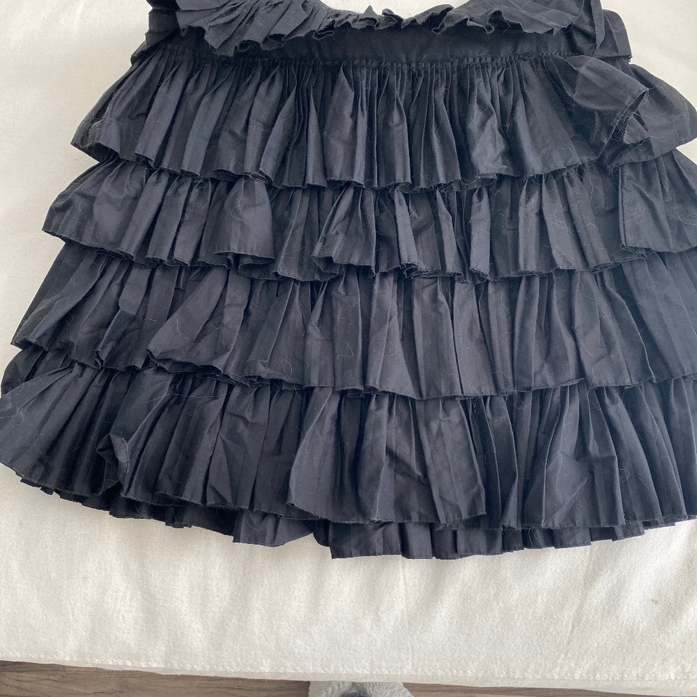 Ruffled skirt